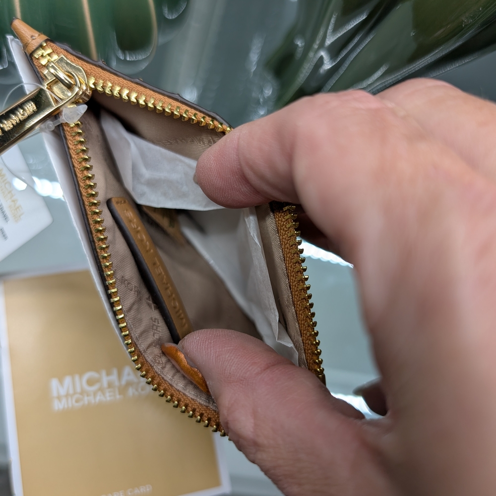 Michael Kors Tan jet Set Travel Card Case - Picture 3 of 3